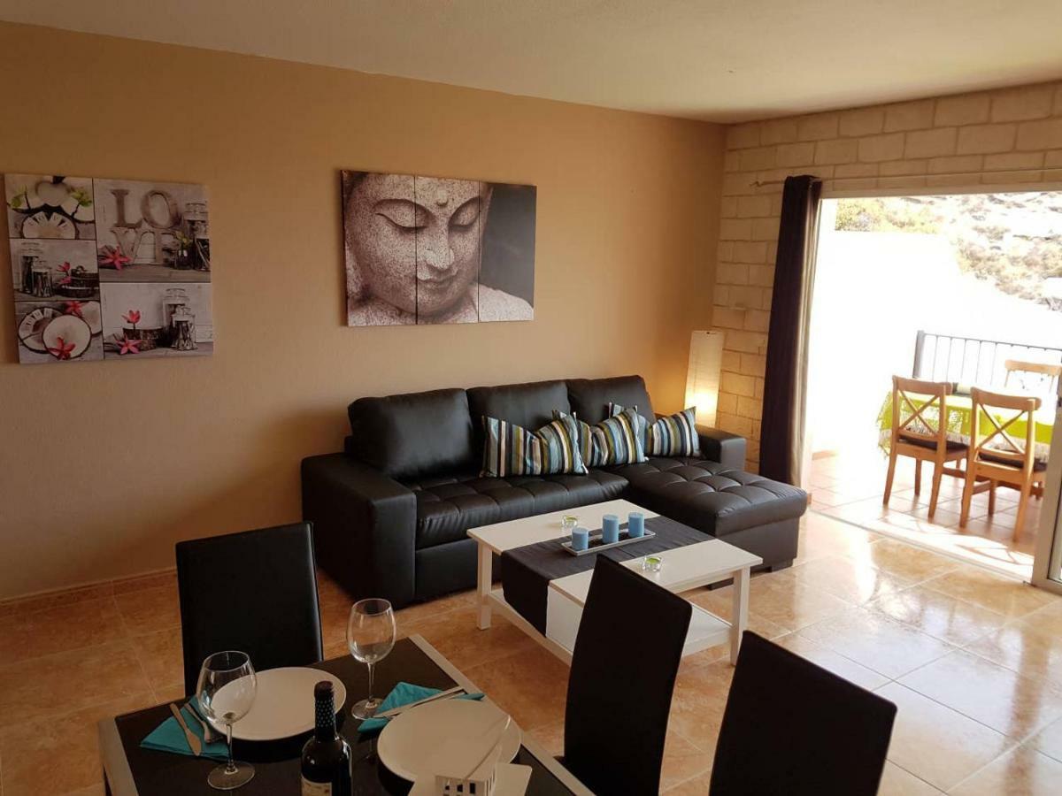 Villa Roque del Conde 3 with fantastic sea view, terrace, pool, Wifi, SAT-TV, garage Costa Adeje  Esterno foto