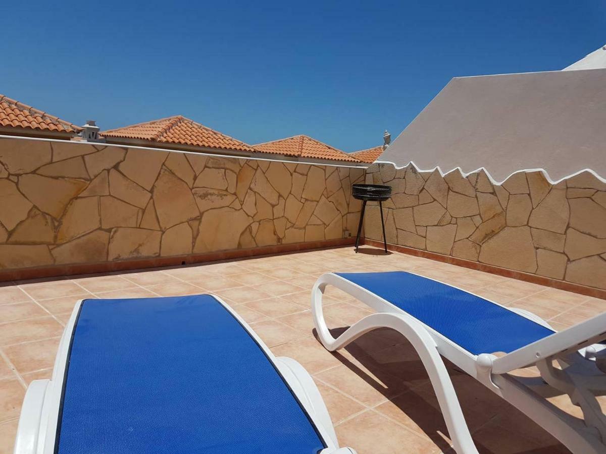 Villa Roque del Conde 3 with fantastic sea view, terrace, pool, Wifi, SAT-TV, garage Costa Adeje  Esterno foto