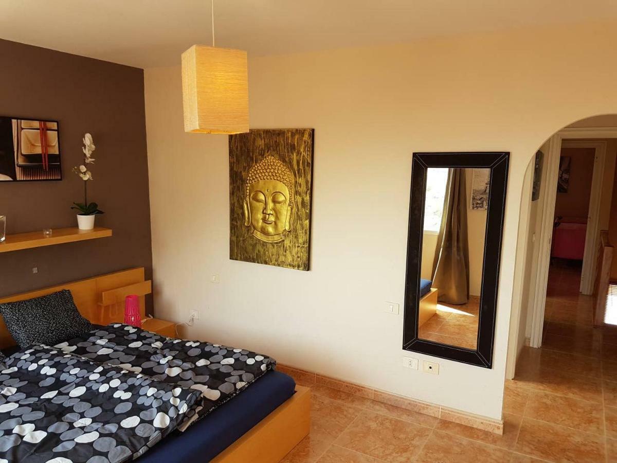 Villa Roque del Conde 3 with fantastic sea view, terrace, pool, Wifi, SAT-TV, garage Costa Adeje  Esterno foto