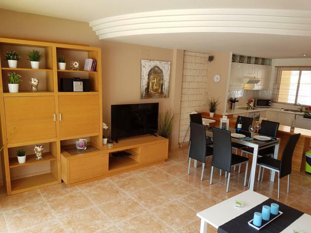 Villa Roque del Conde 3 with fantastic sea view, terrace, pool, Wifi, SAT-TV, garage Costa Adeje  Esterno foto